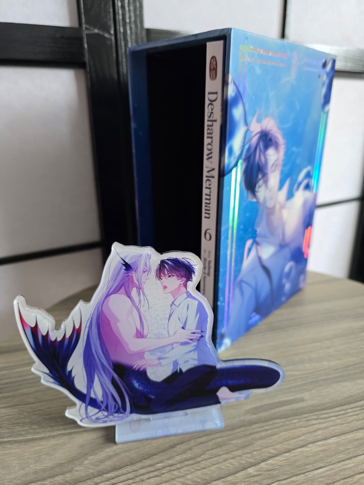 Manlin Desharow Merman Sammelschuber mit Band 6 + Standee