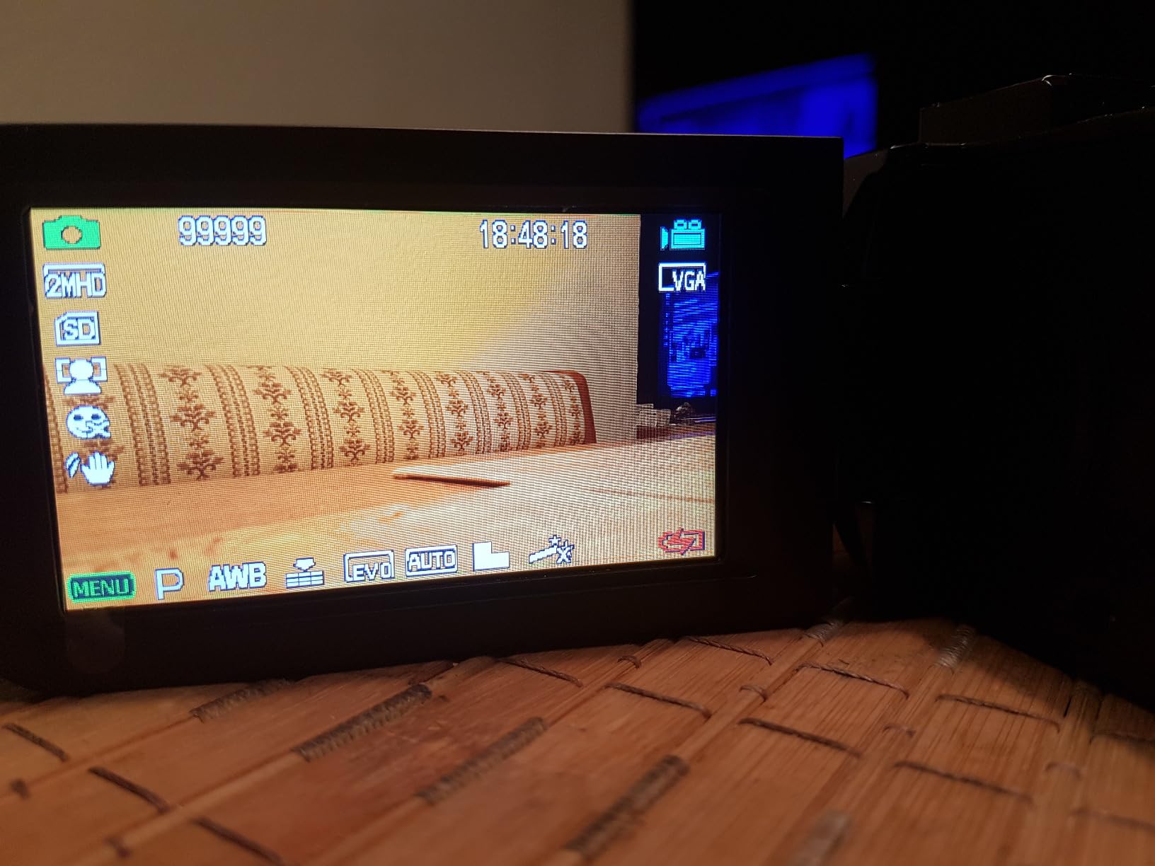 Ixnaiqy Camcorder Videokamera 1080P 36MP Nachtsicht