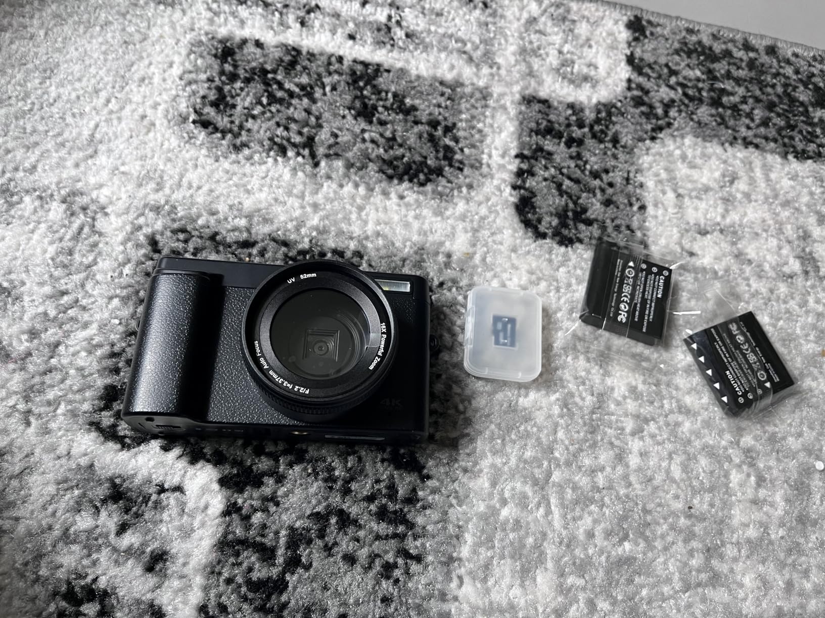 Ixnaiqy Digital Camera Kompaktkamera 4K 48MP Klappdisplay