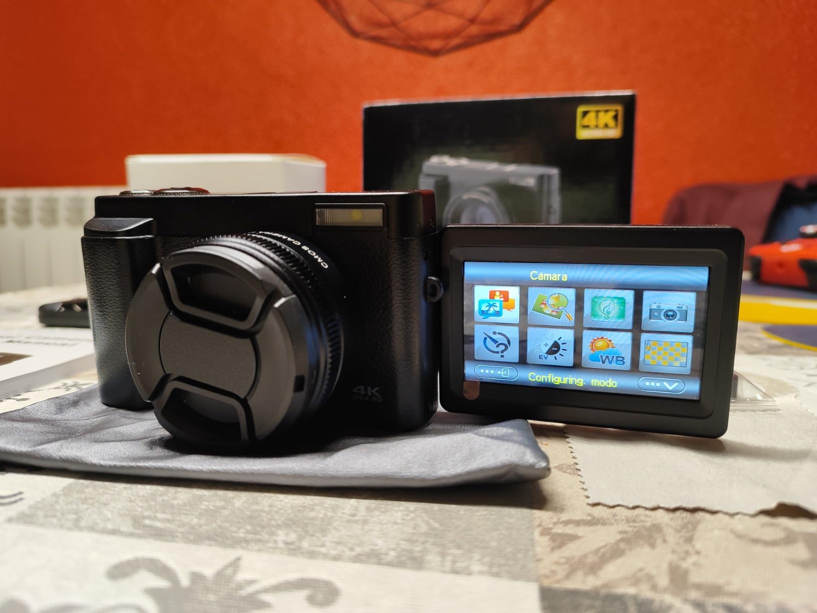 Ixnaiqy Digital Camera Kompaktkamera 4K 48MP Klappdisplay